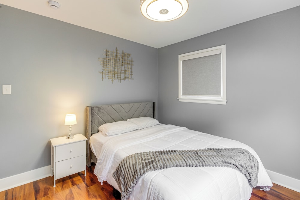 Modern Fort Washington Apt: 14 Mi to National Mall