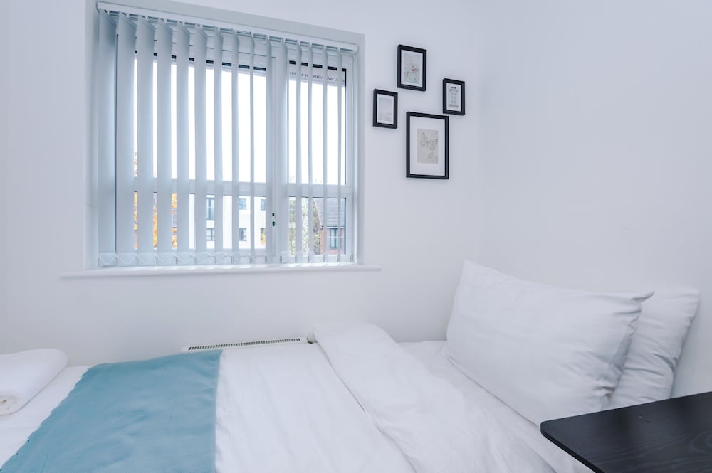 3br-sleeps6-garden-bbq-freeparking-pets