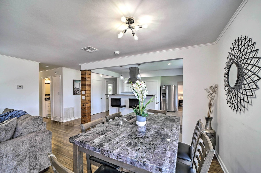 Stunning Tulsa Getaway w/ Deck: Near Downtown! view 2