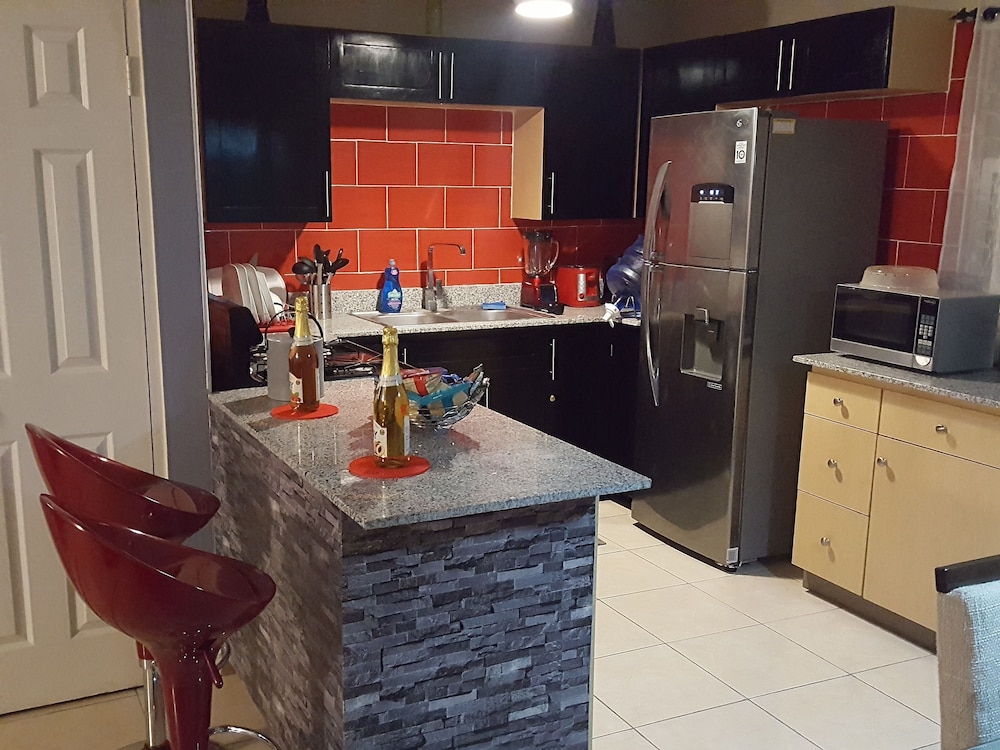 Caribe Estate Guest Apartment I