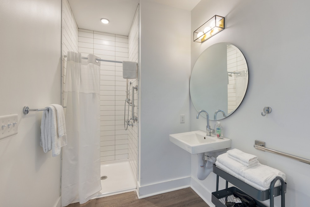 The Carter 305 by Avantstay 4BR Balcony