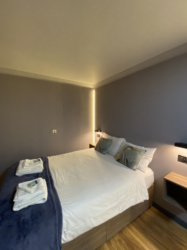 Oxford Vacations - Hollybush Guest House - Property Image 20