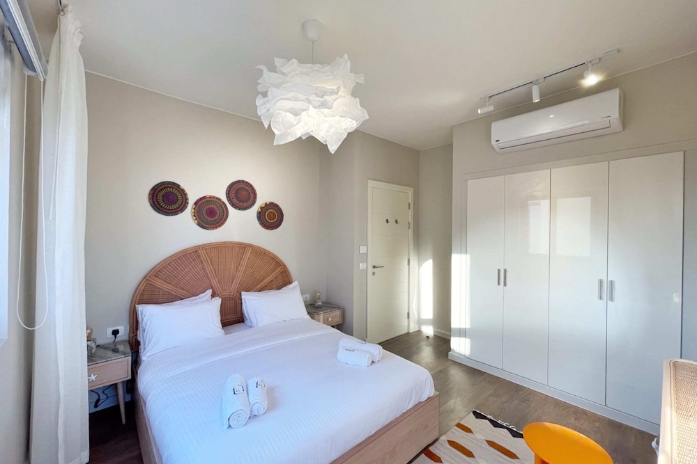 Xuru Stays I Haute & Hand-picked 4bdr Villa Private Pool