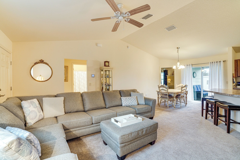 1 Mi to Spanish Springs Square: The Villages Home!