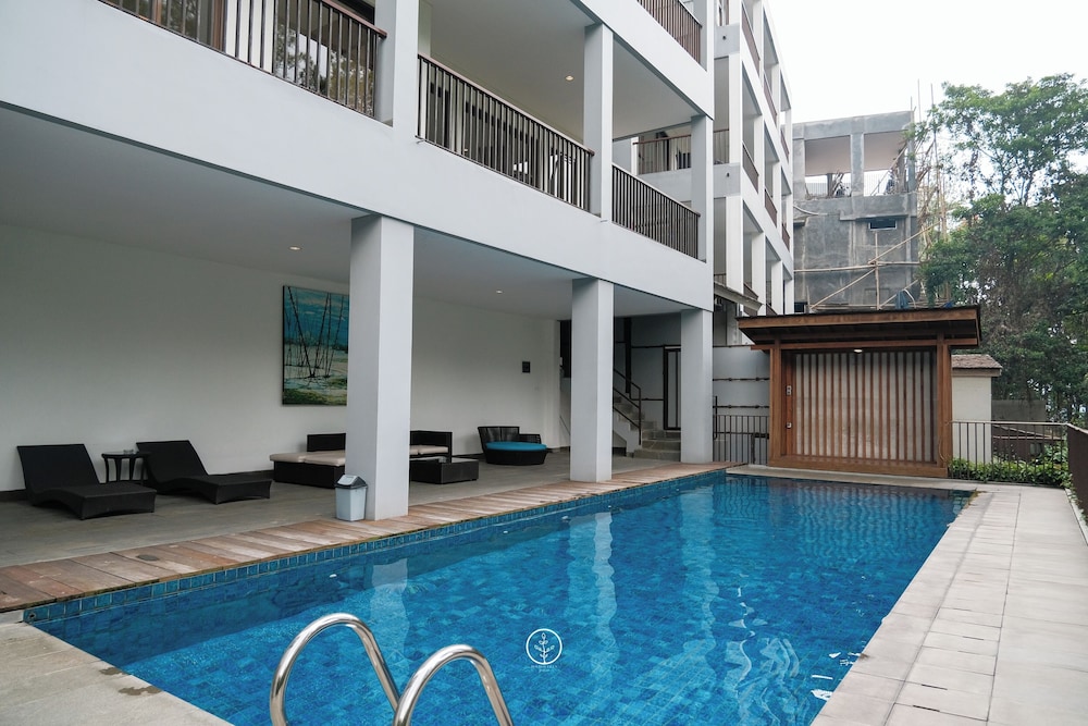 Magenta Hill View Villa 6 bedrooms with a private slide pool