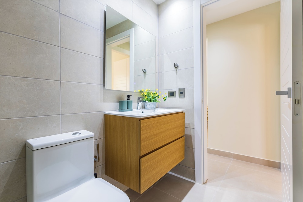2BR Gardenia Retreat - Picuzzi & Pool