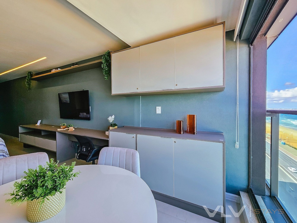 Art Studio by VLV Stays