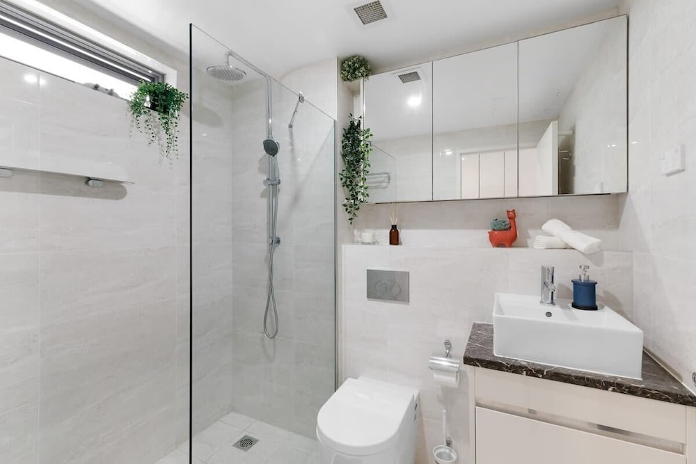 A Modern Beach Studio, 5min Walk to Bondi Beach