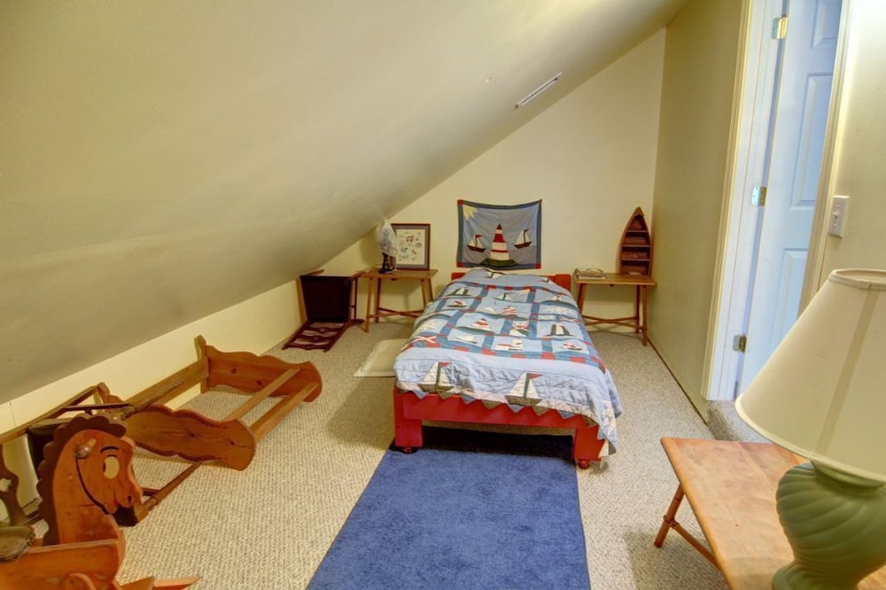 Mclaurin Manna At Holden Beach 4 Bedroom Home by RedAwning