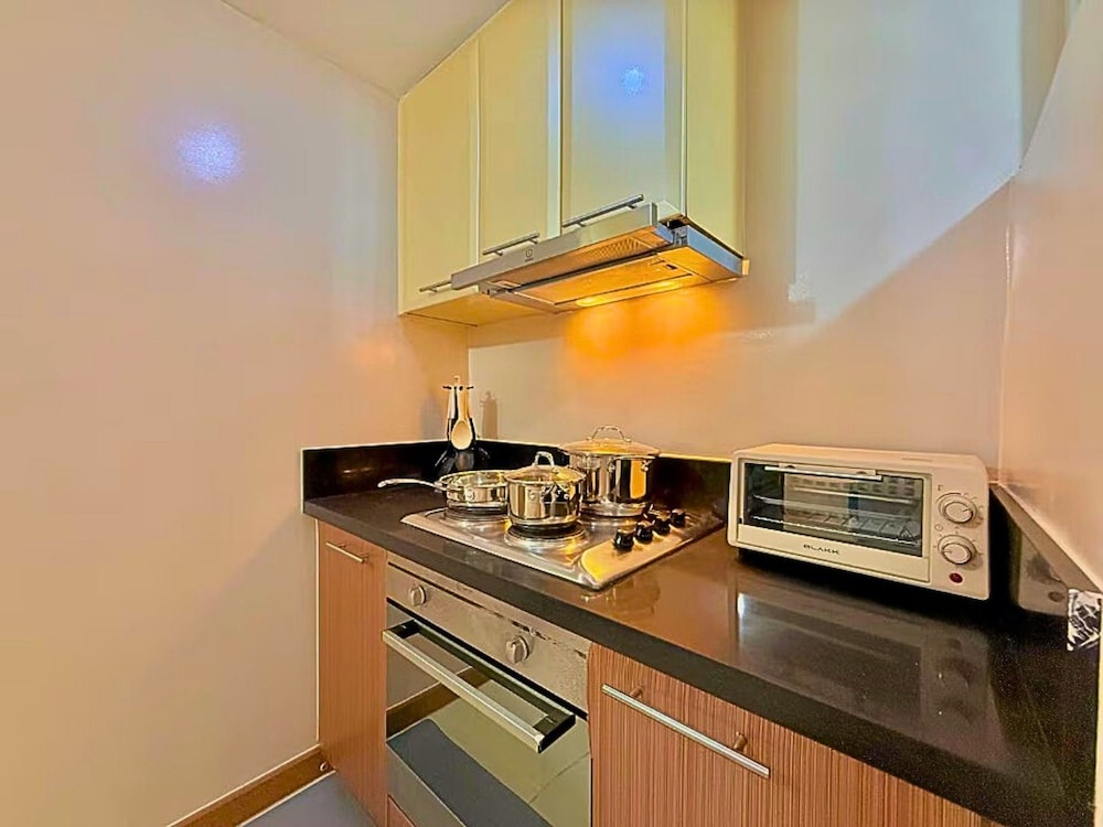 Live Luxury Living at BGC Venice