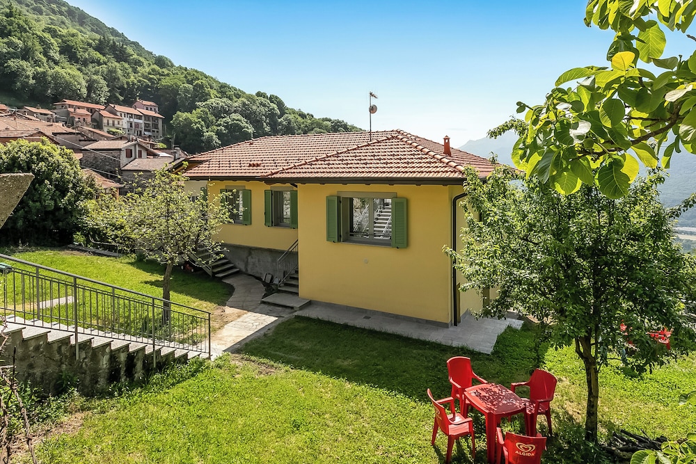 Bucaneve Apartment