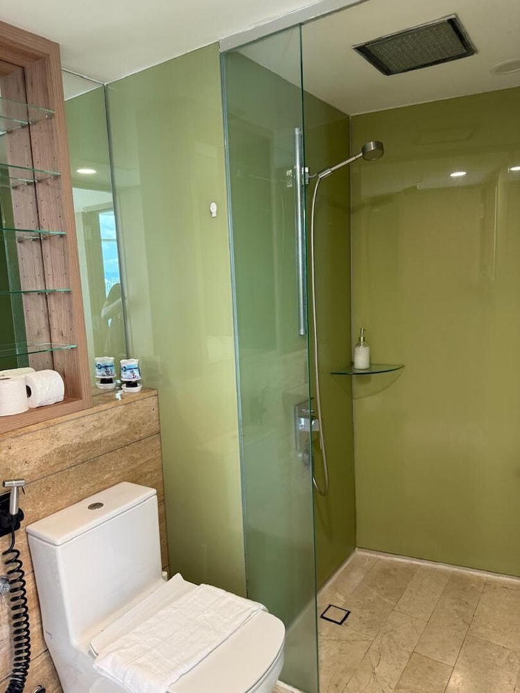 Vortex klcc apartment by comfort