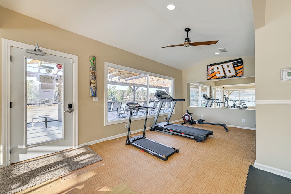 Community Perks + Views: Cozy Lake Norman Cottage