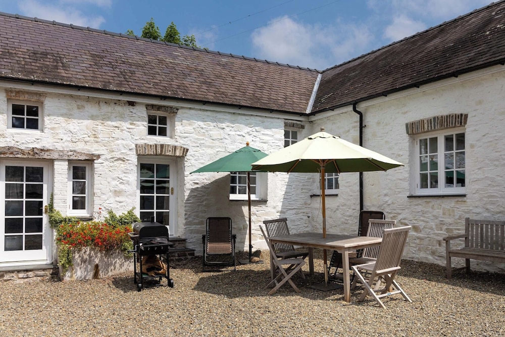 The Old Carriage Court