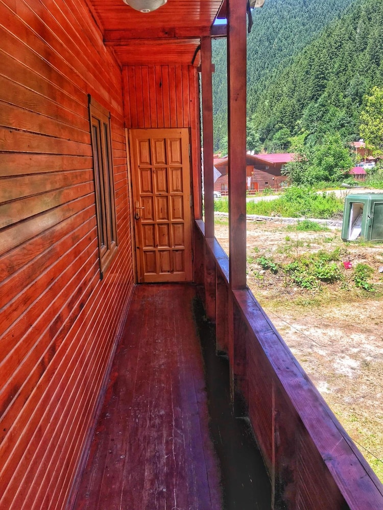 Uğur Motel