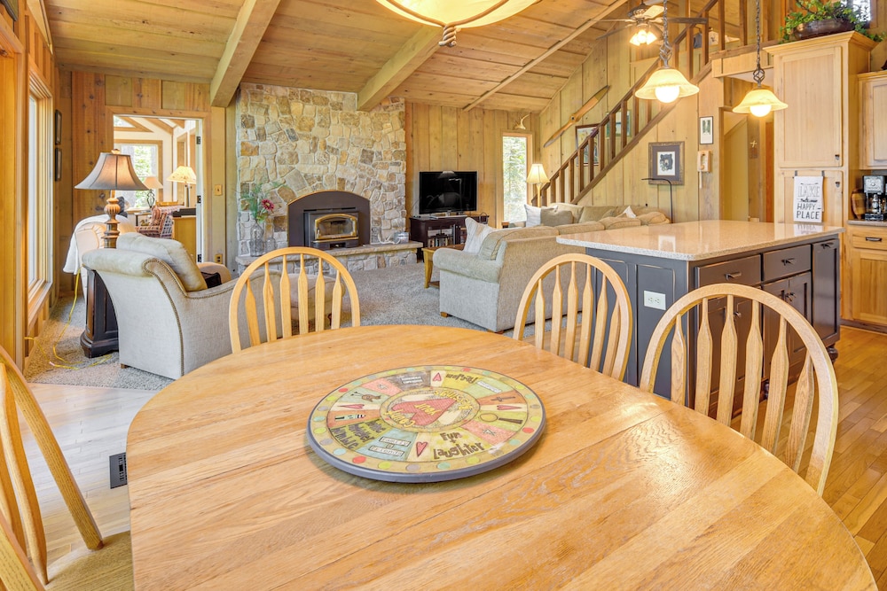 Waterfront Escape on Big Sand Lake w/ Private Dock