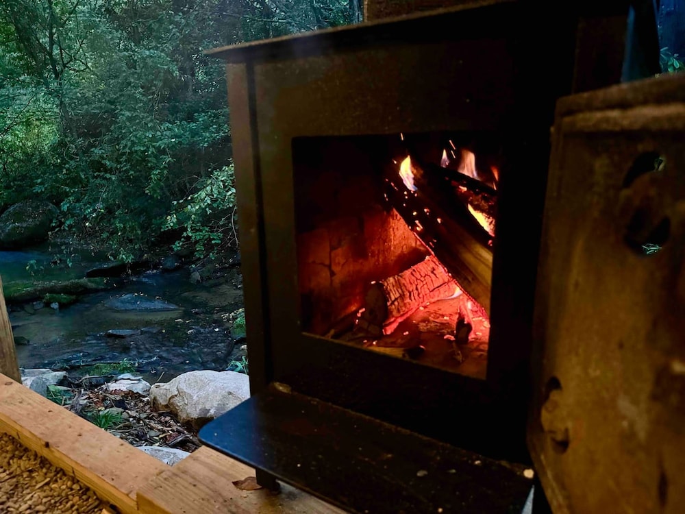 Slate Crossing Creekside Dome