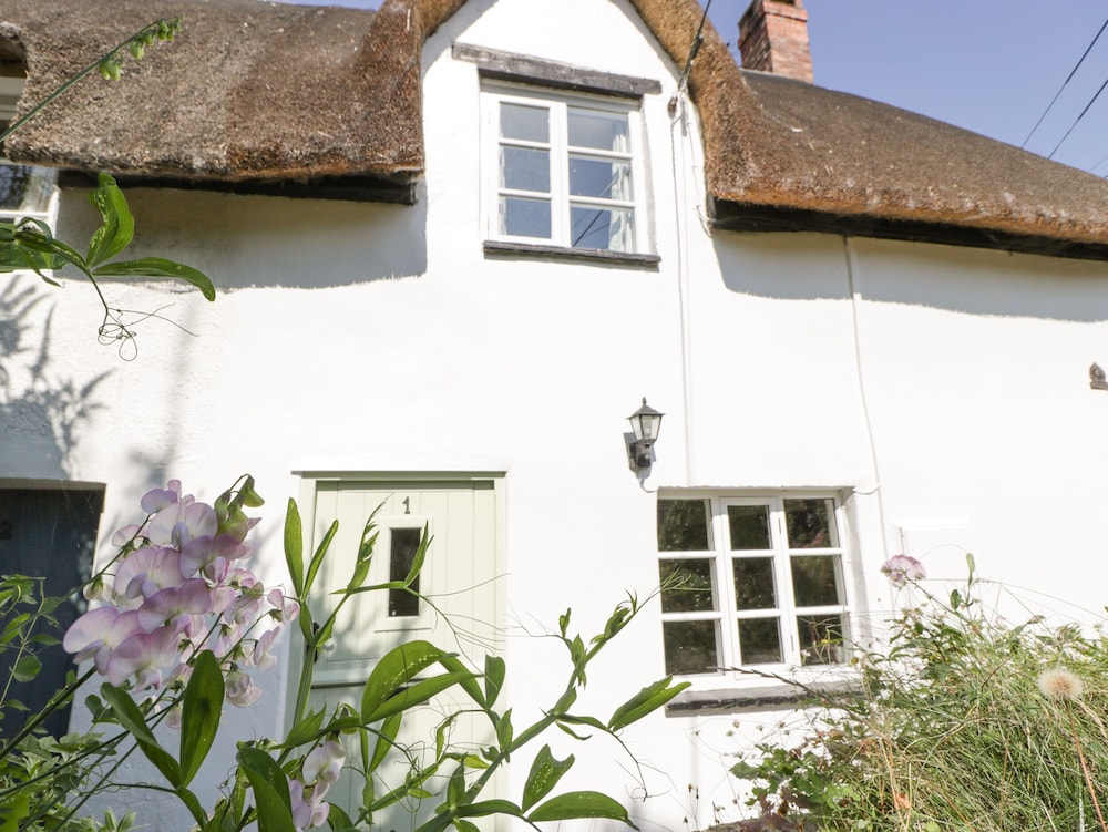 1 Old Thatch