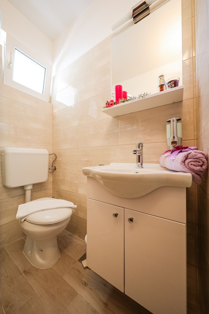 Luton Apartments, Zadar - Kozino, Heated Pool & Hot Tub