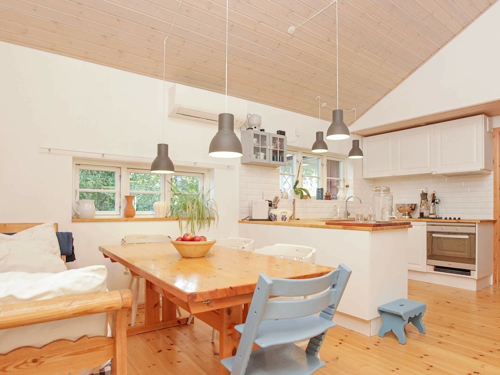 8 Person Holiday Home in Jaegerspris-by Traum view 4