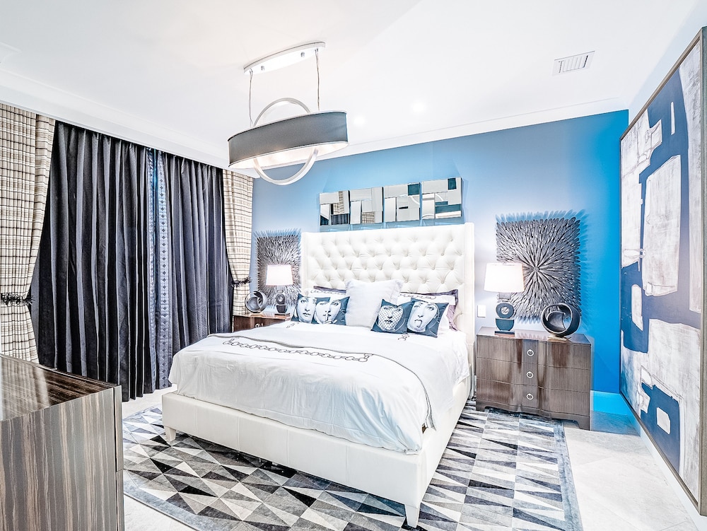 Watercolours Condominium 607