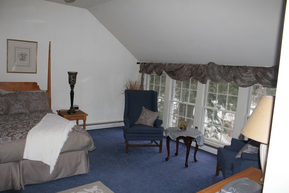 Fox Creek Inn LLC view 5