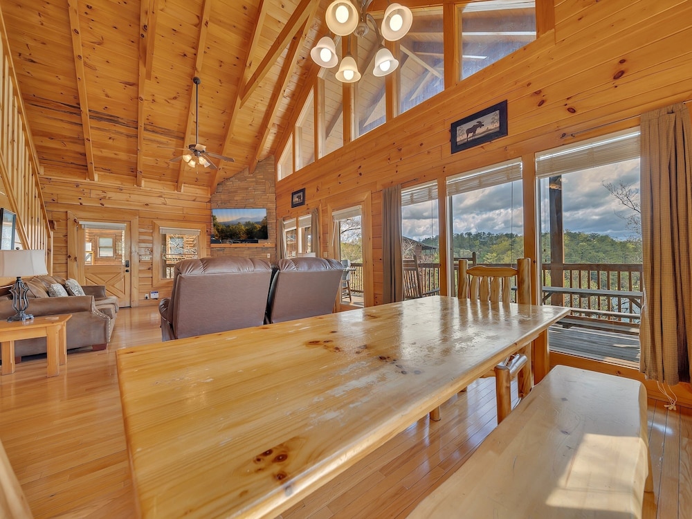 Ern860 - Cozy Bear Overlook 4 Bedroom Cabin