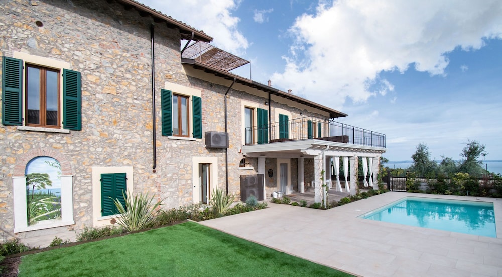 Luxus Gardoncino - La Terrazza sul Lago