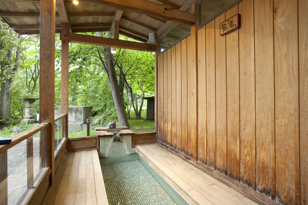 Kusatsu Hotel