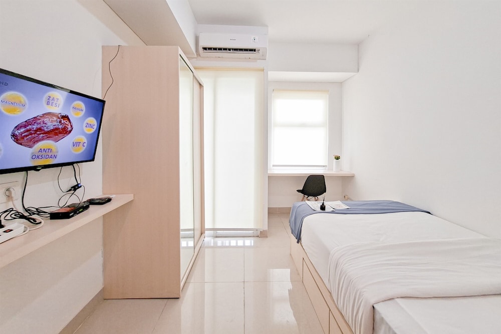 Cozy Living Studio Room At Serpong Garden Apartment