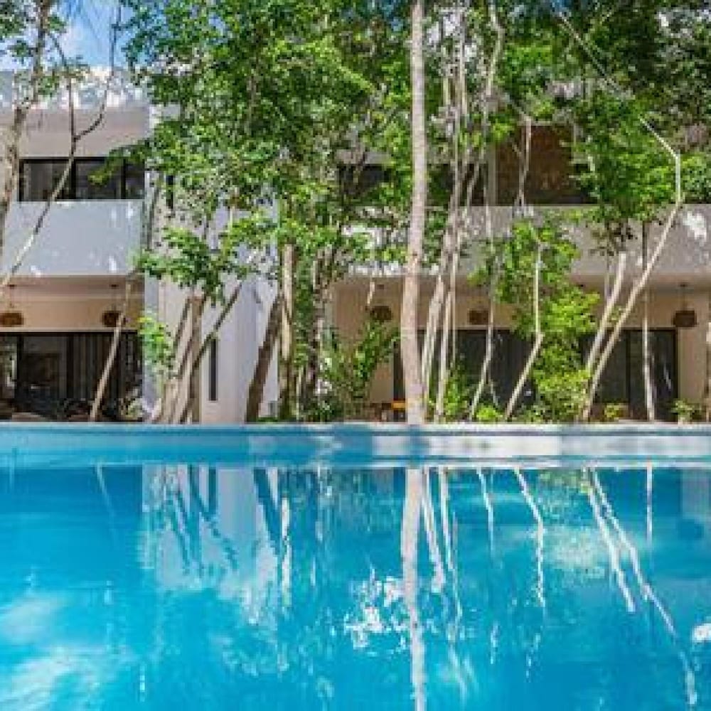 Villa Sayil Pool AC Internet Beach Club