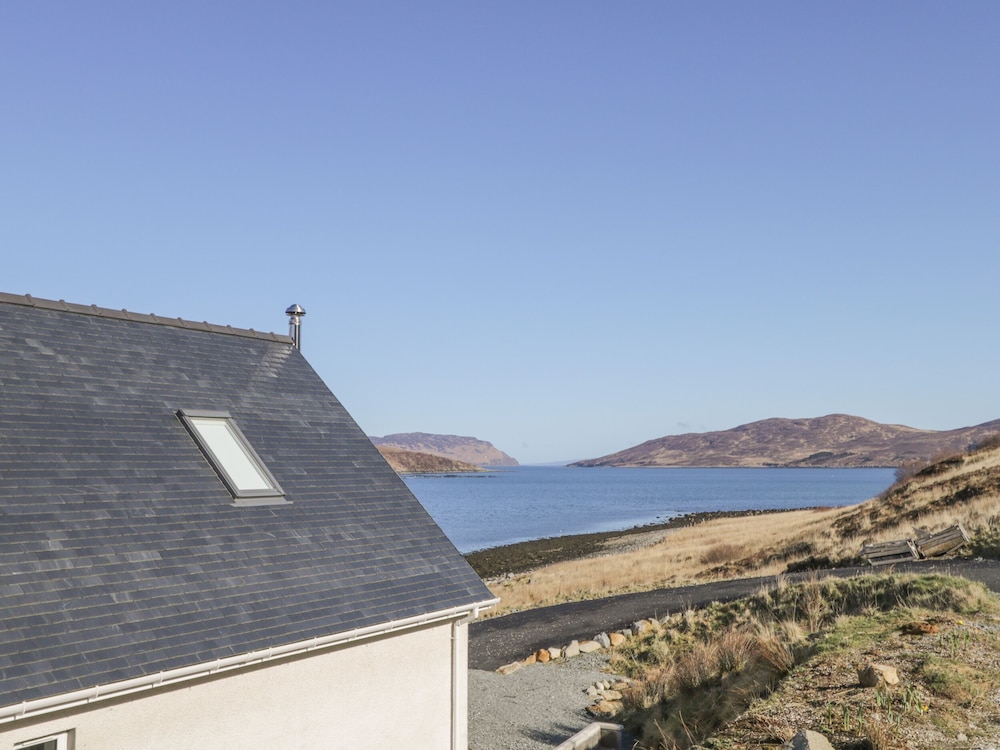 Cuillin Shores