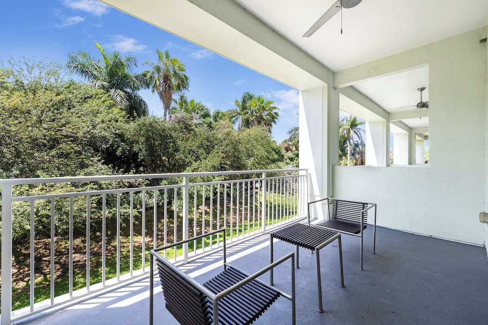 Exclusive Doral Stay W Luxury Amenities