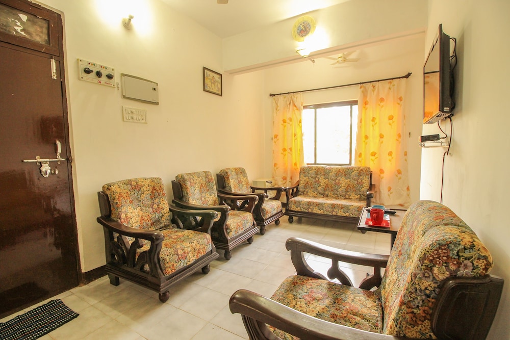 OYO 9893 Home Green View 2BHK Baga Beach