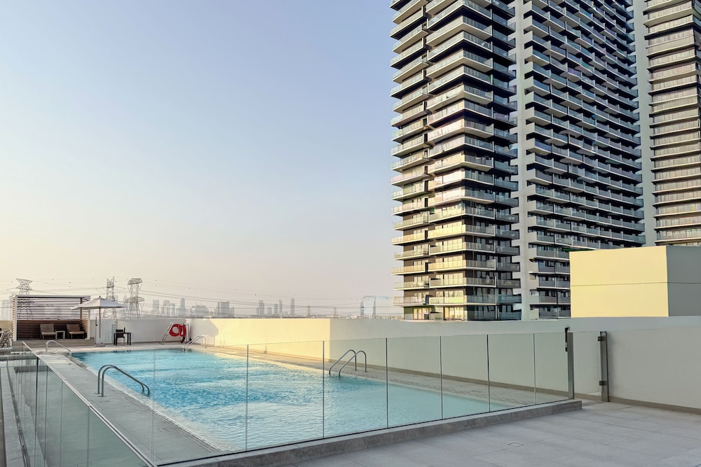 PVH - City View 1BR - Binghatti House