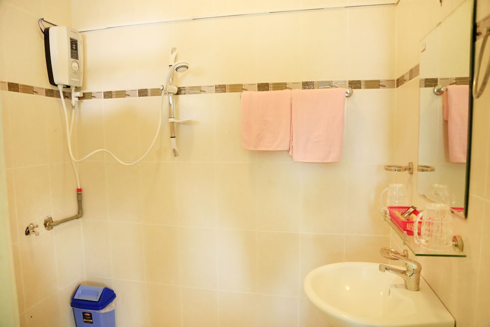 Hoai Huong Homestay