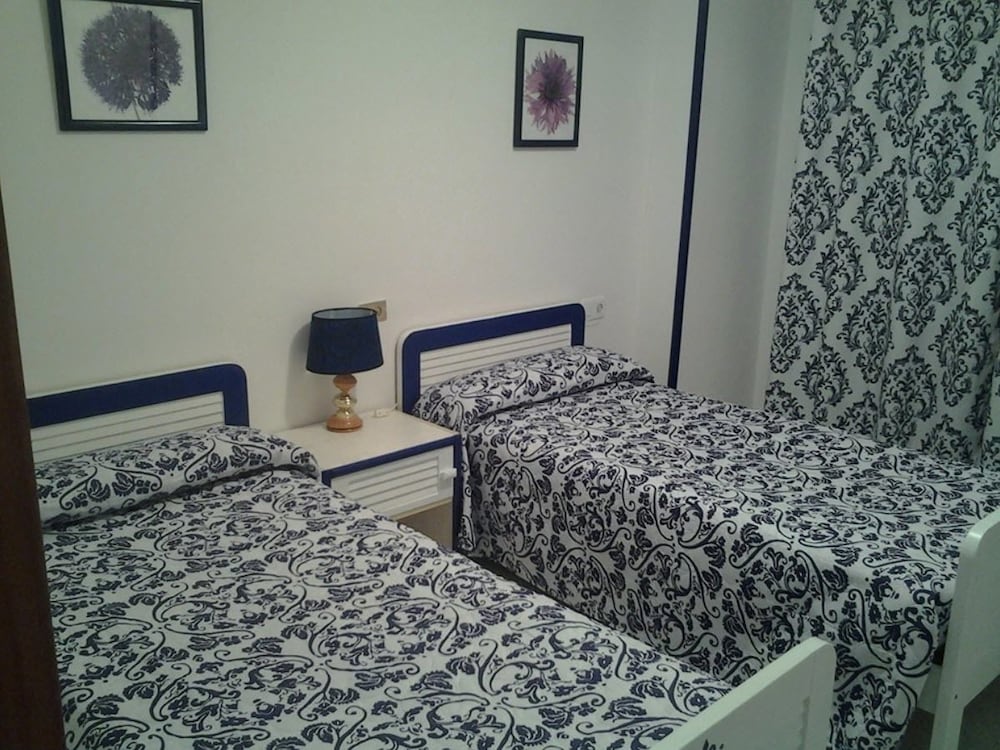 Hostal Restaurante Tanis