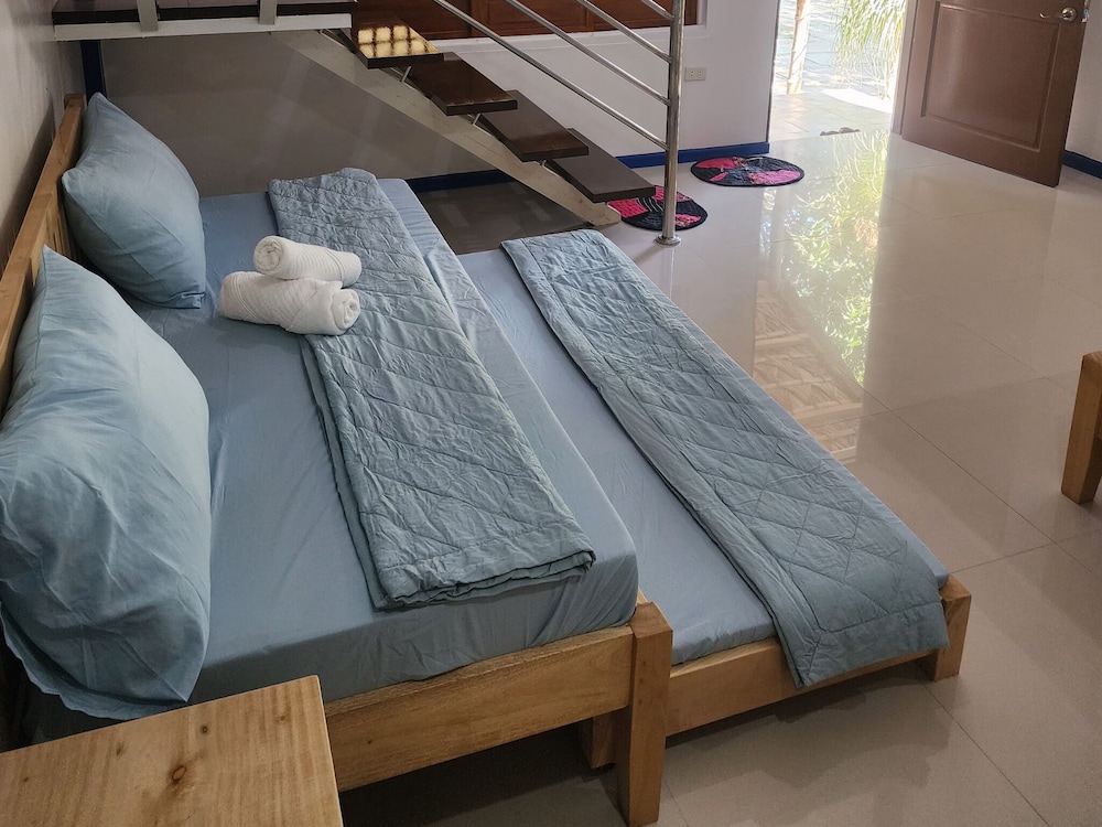 Kulibangbang Beach Resort