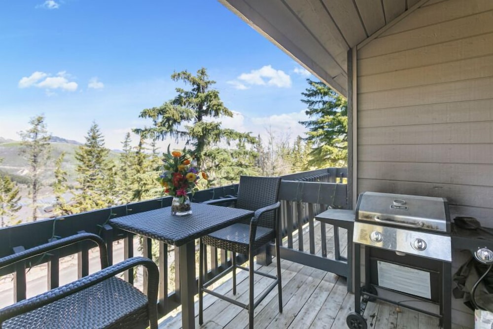 107 - Three Bedroom with Spa Ridgepoint 3 Condo