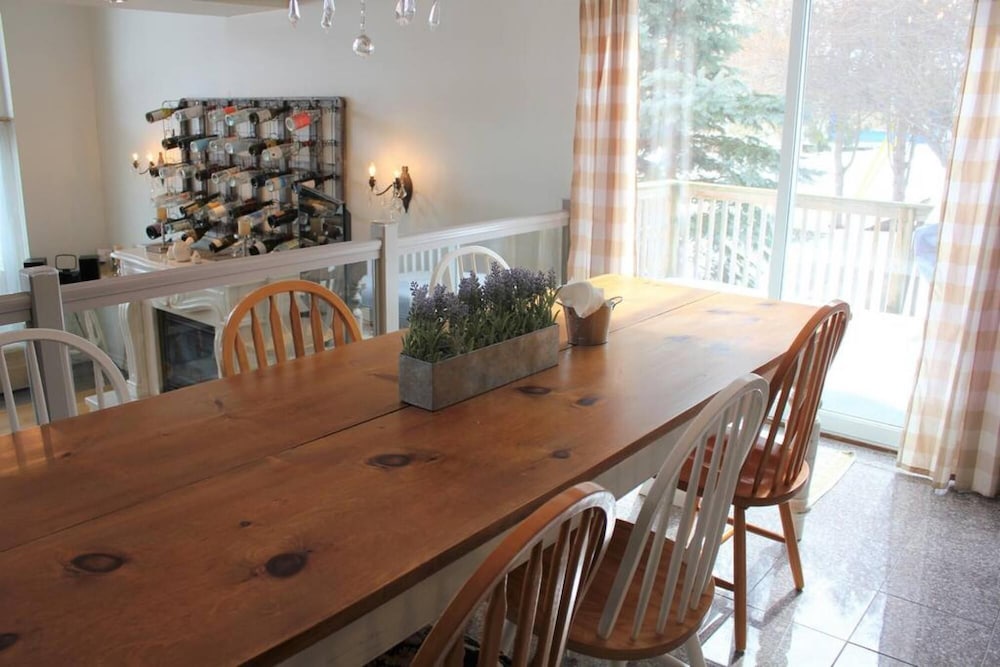 Vineyard House - Waterview Suite in Picton - Image 4