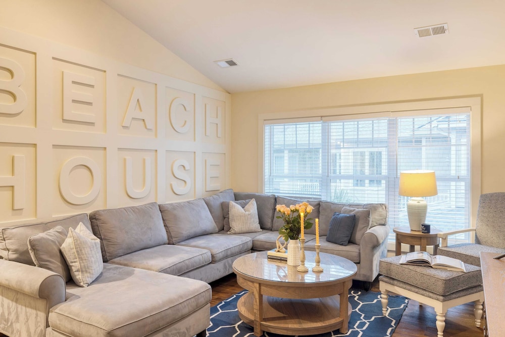 Pink Plume Coastal Escape Near Beach, Private Pool, Grill, & Luxe Interiors