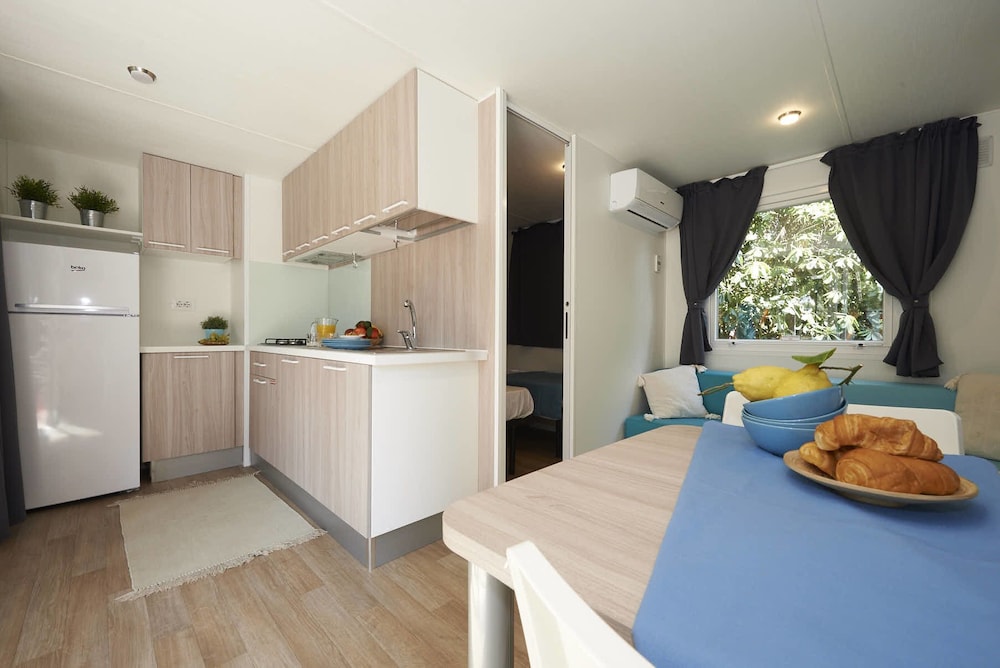 Baia Domizia Camping Village