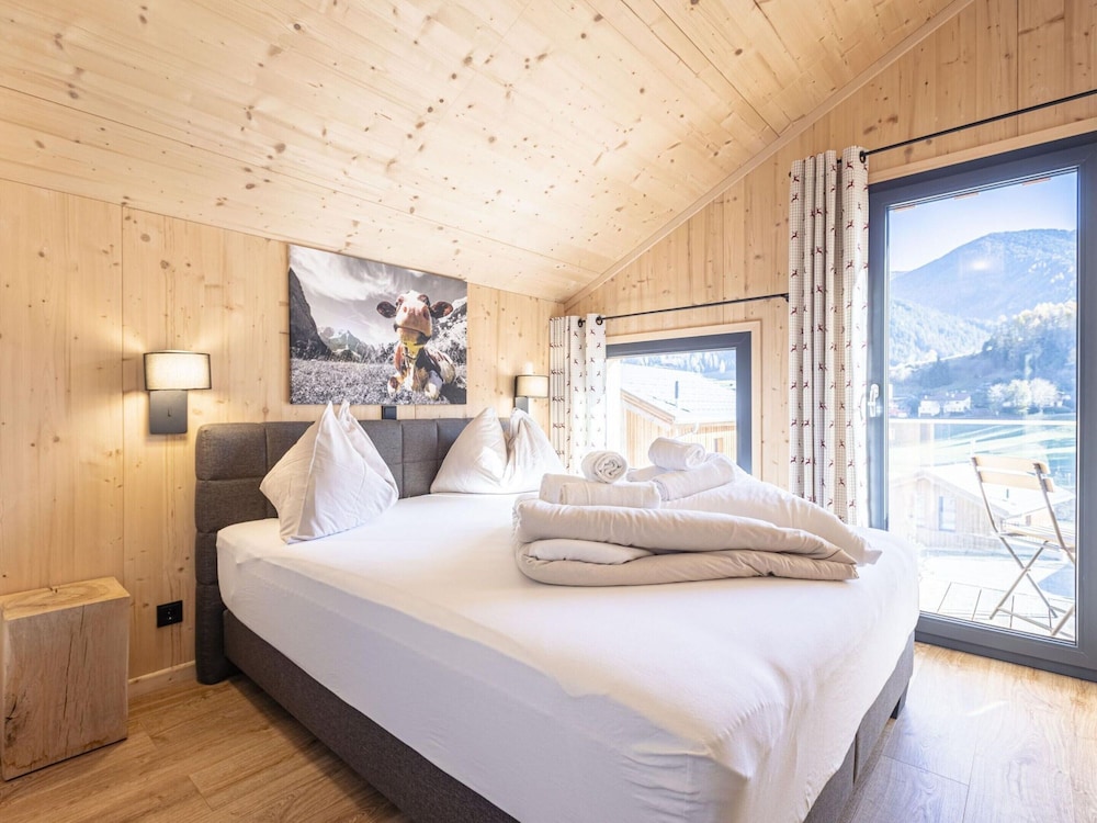 Gorgeous Chalet in Steinach am Brenner Near Ski Area view 3