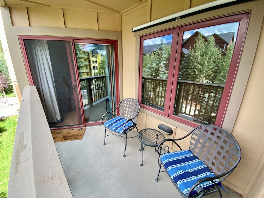 Red Hawk Lodge 2275