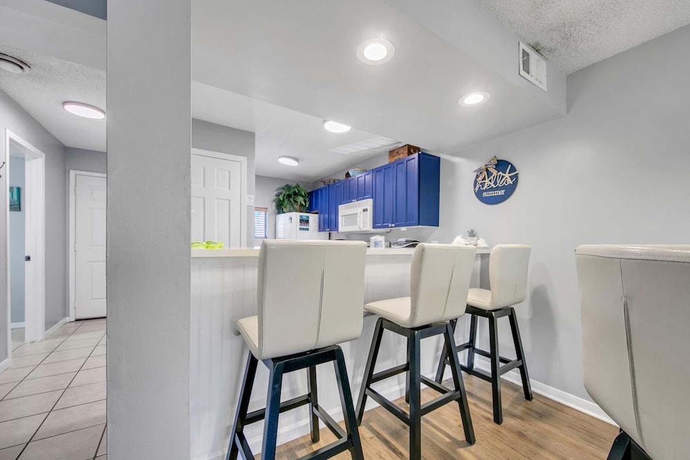 Edgewater Golf Villa 956