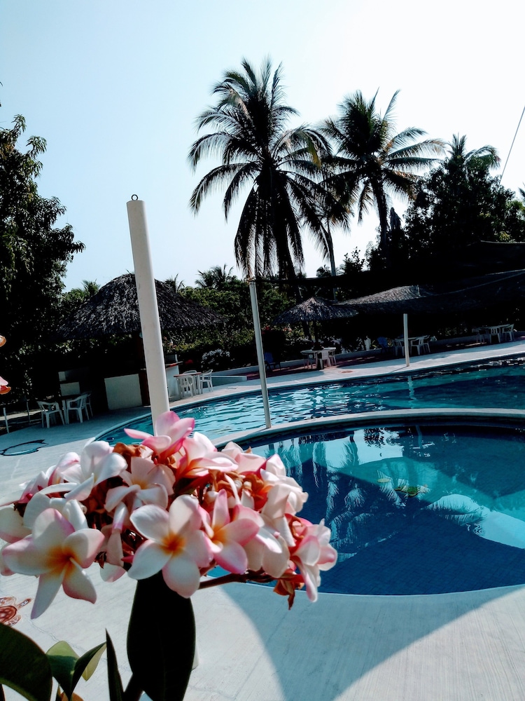Hotel & Club Campestre Altos Paraiso