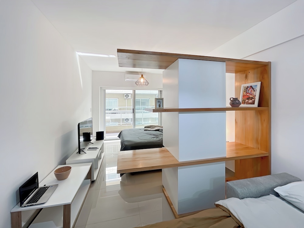 Ayres Suites Moreno