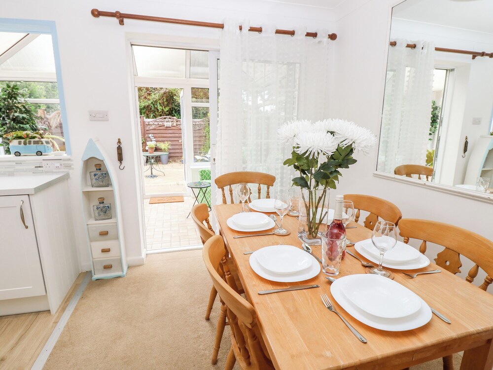 1 Westwood Close