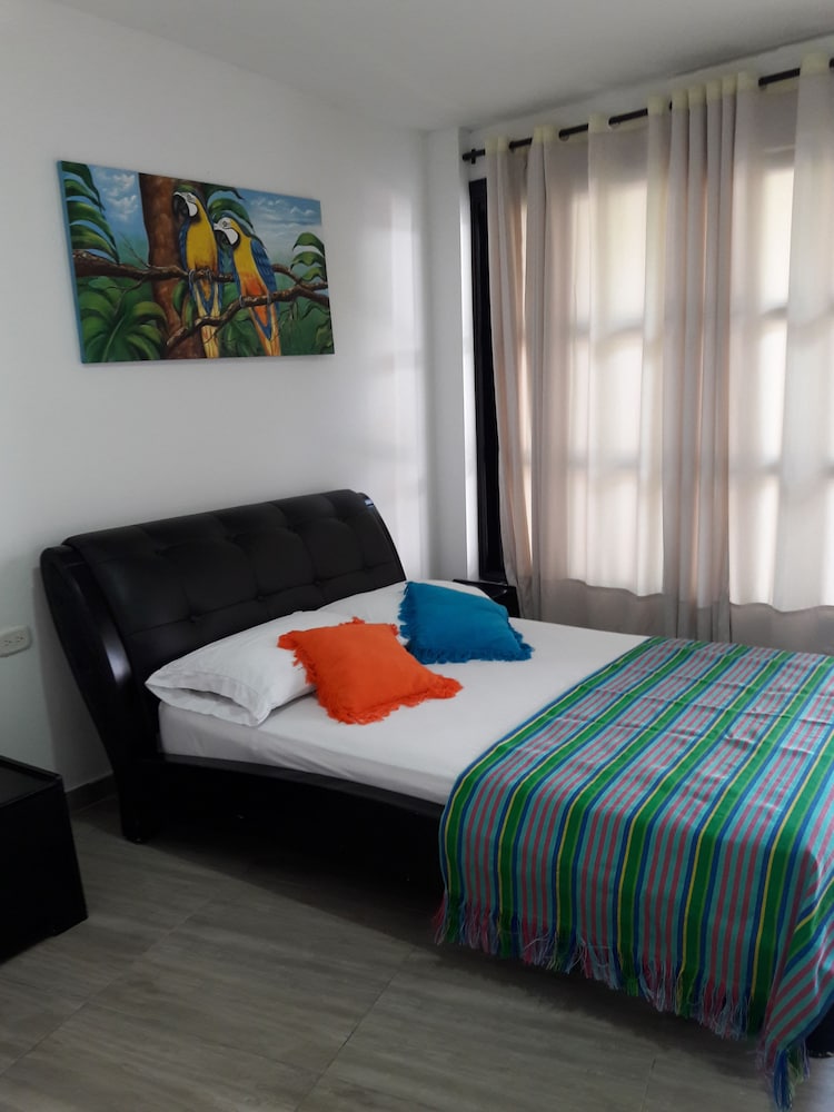 Casa Hostal Antawara