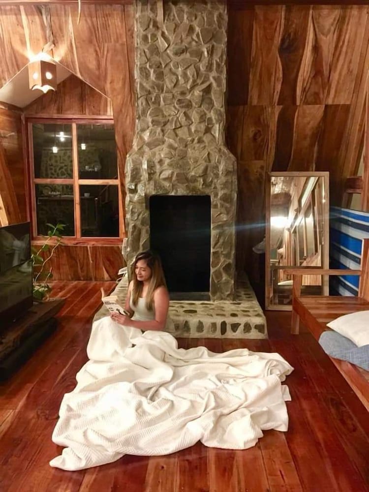 A-Frame Volcano House